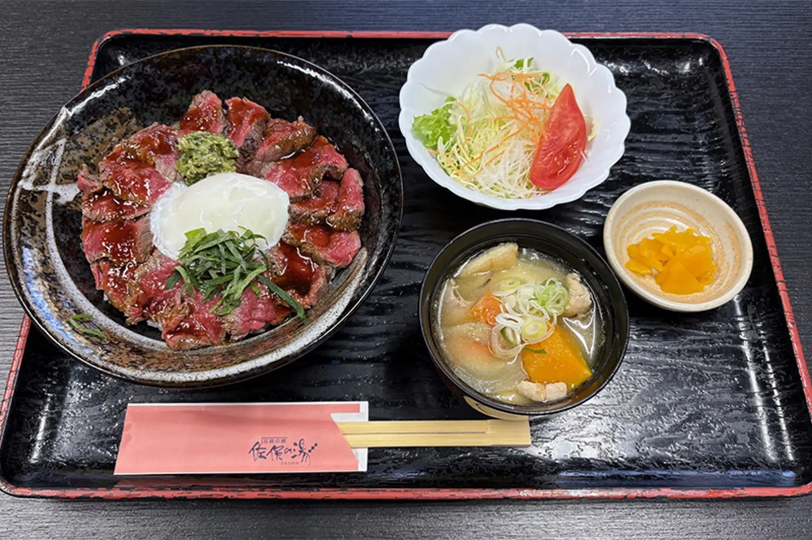 名物あか牛丼(だご汁付き)