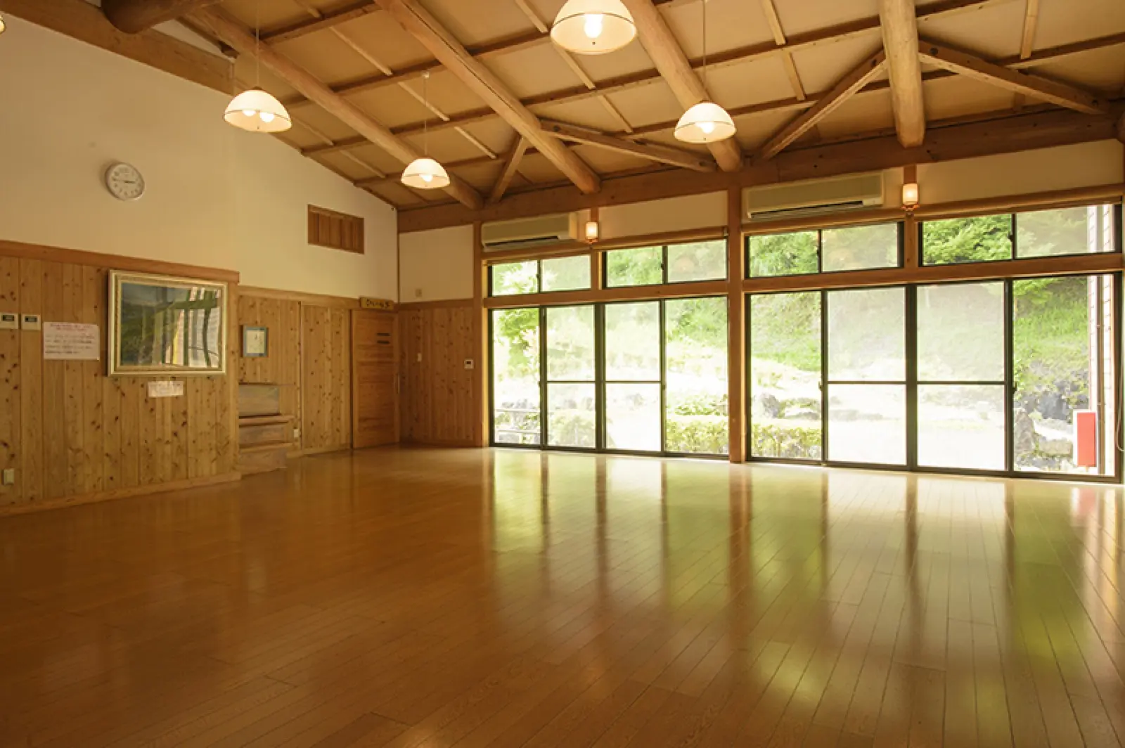 Bタイプ 中央ホール
